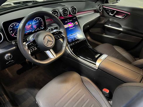 Used 2025 Mercedes-Benz C 300 4MATIC Sedan image 24