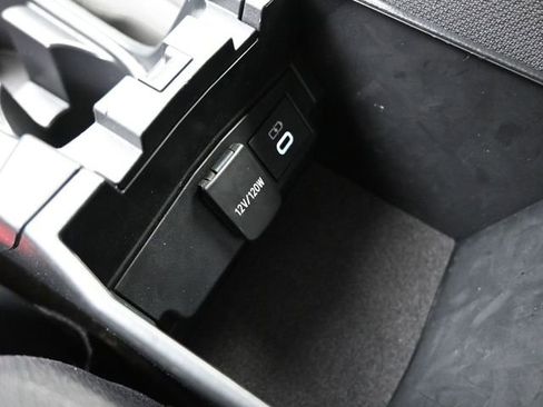 Certified 2023 Toyota Corolla LE image 18