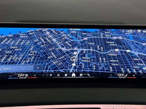 Used 2025 BMW X3 xDrive30i w/ Convenience Package image 19