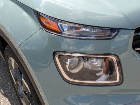 New 2026 Hyundai Venue SEL image 10