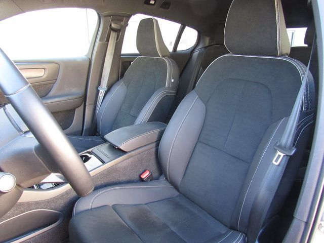 Used 2023 Volvo C40 P8 Recharge Ultimate w/ Protection Package Premier AWD/4WD image 11