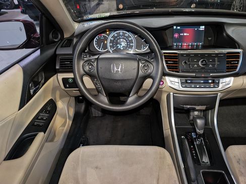 Used 2014 Honda Accord EX image 3