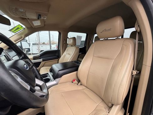 Used 2017 Ford F250 Lariat w/ Lariat Value Package image 11