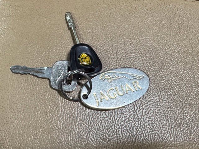 Used 1990 Jaguar XJS V12 Convertible RWD image 45