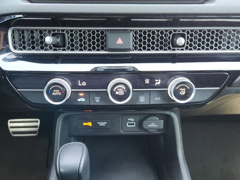 Used 2023 Honda Civic Sport image 22