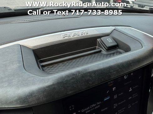 Used 2022 RAM 1500 Big Horn AWD/4WD image 11