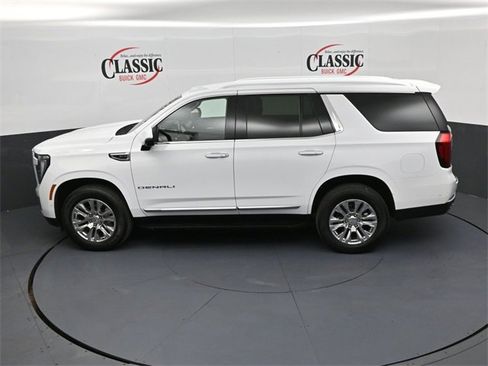 Used 2025 GMC Yukon Denali image 16