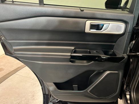 Used 2023 Ford Explorer ST w/ Equipment Group 401A image 18