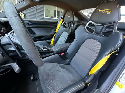 Certified 2025 Porsche 911 GT3 RS RWD image 5