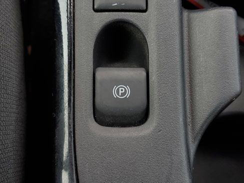 Certified 2024 Toyota Corolla SE image 30