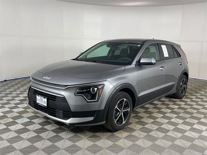 Certified 2025 Kia Niro LX