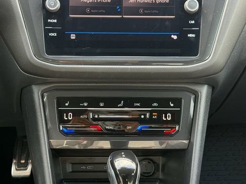 Used 2022 Volkswagen Tiguan SEL R-Line AWD/4WD image 20