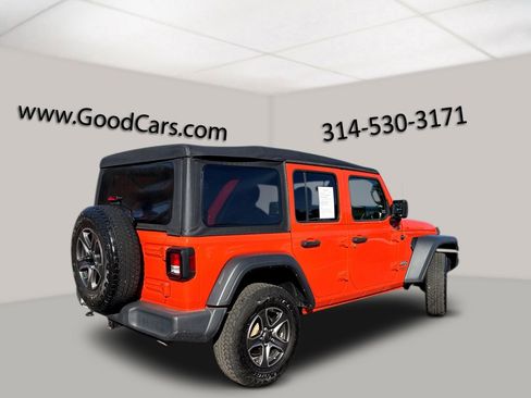 Used 2018 Jeep Wrangler Unlimited Sport S image 2