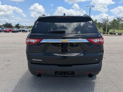 Used 2019 Chevrolet Traverse LT w/ LT Premium Package FWD image 6