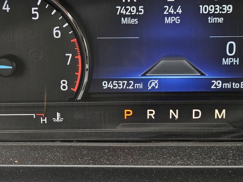 Used 2020 Ford Explorer XLT w/ Equipment Group 202A image 18