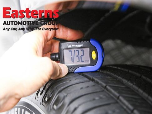 Used 2022 Toyota RAV4 SE image 29