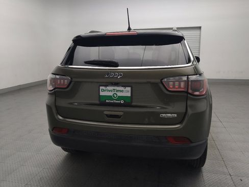 Used 2018 Jeep Compass Latitude w/ Popular Equipment Group FWD image 7
