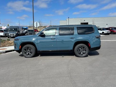 New 2026 Jeep Grand Wagoneer Limited w/ Premium Group II AWD/4WD image 2