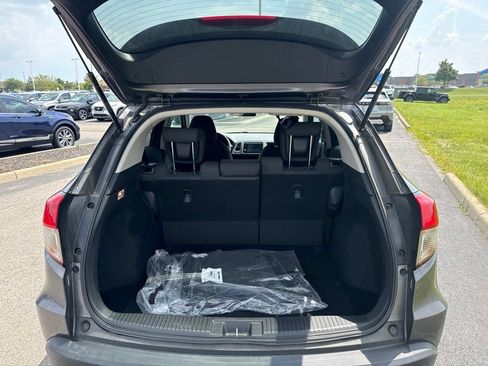 Used 2019 Honda HR-V EX image 11