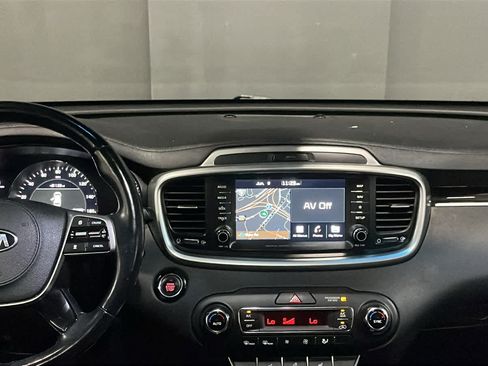 Used 2019 Kia Sorento EX w/ EX Touring Package AWD/4WD image 29