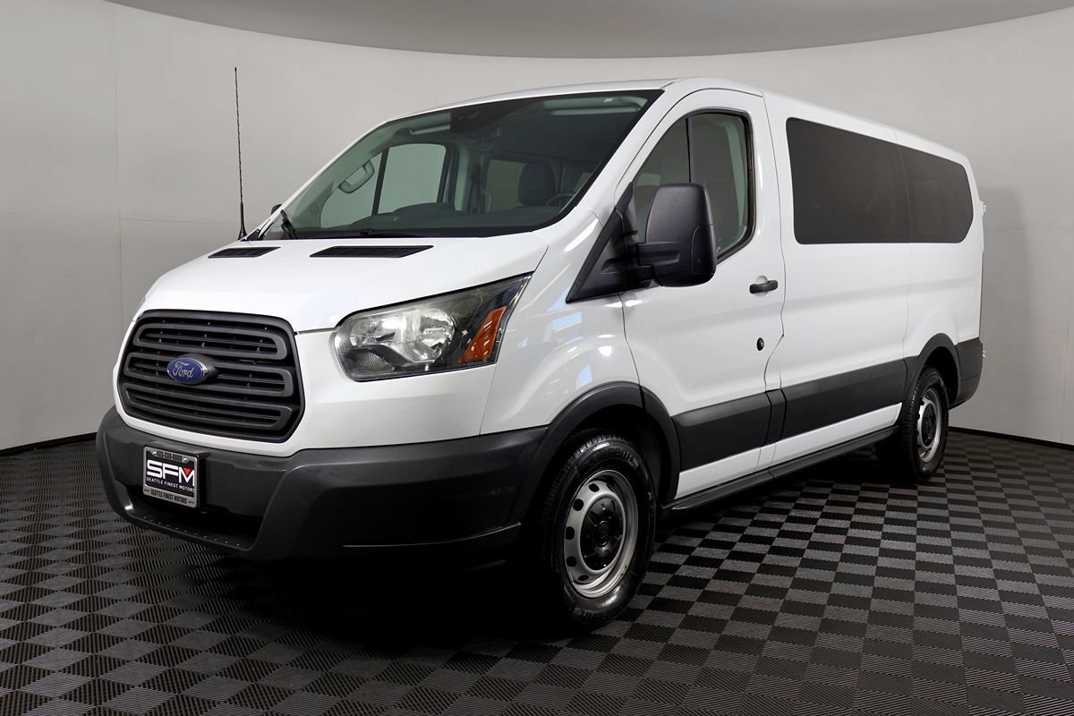 Used 2018 Ford Transit 150 XL RWD image 2