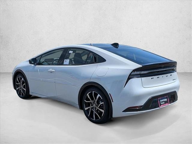 New 2026 Toyota Prius Plug-In Hybrid FWD image 9
