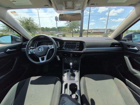 Used 2021 Volkswagen Jetta FWD image 15
