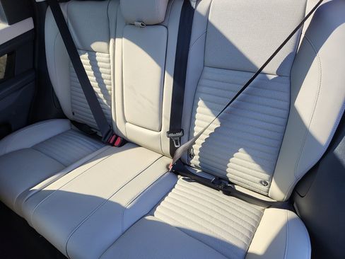 Certified 2025 Land Rover Discovery Sport S image 25