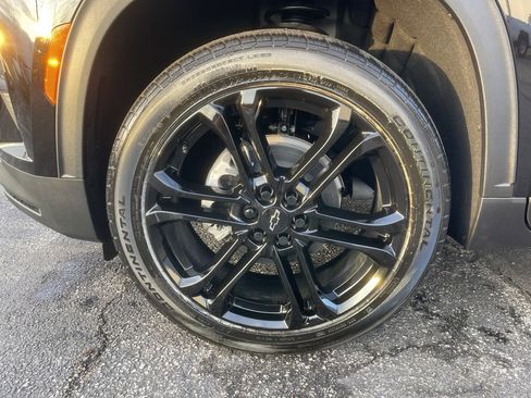 New 2026 Chevrolet Traverse LT w/ Driver Confidence Package image 37