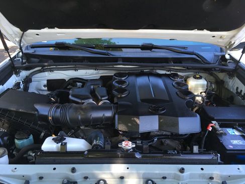 Used 2018 Toyota 4Runner TRD Pro AWD/4WD image 14