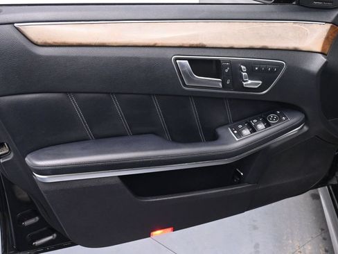 Used 2014 Mercedes-Benz E 550 4MATIC Sedan image 9