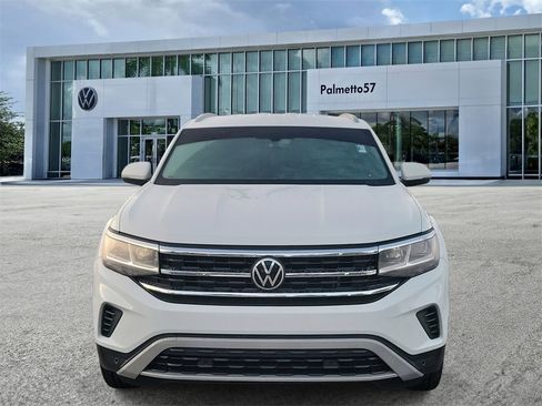 Used 2022 Volkswagen Atlas Cross Sport SE image 2