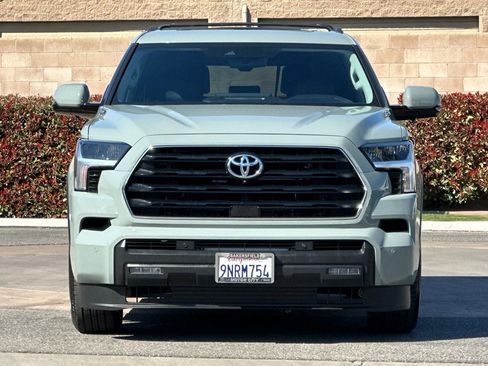 Used 2024 Toyota Sequoia SR5 w/ SR5 Premium Package AWD/4WD image 9