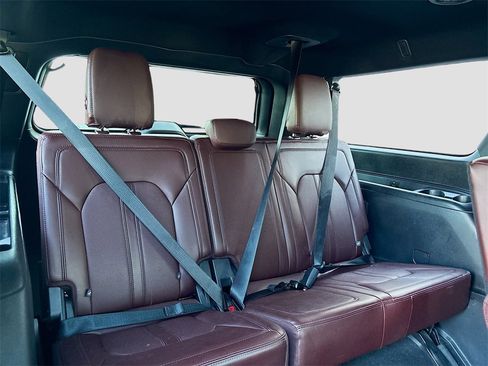 Used 2024 Ford Expedition Max Limited image 28