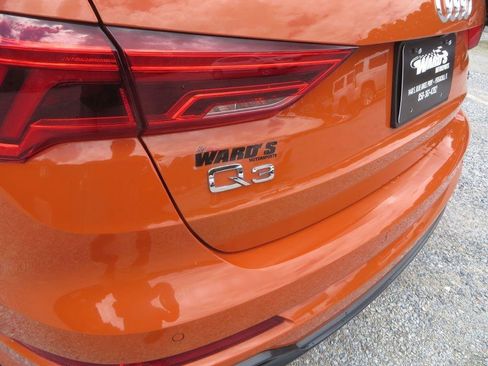 Used 2021 Audi Q3 2.0T Premium Plus w/ Premium Plus Package AWD/4WD image 10