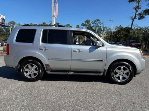 Used 2011 Honda Pilot Touring image 17