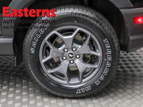 Used 2023 Ford Bronco Sport Badlands image 8