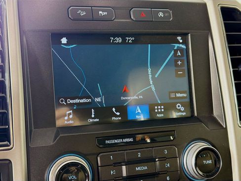 Used 2018 Ford F150 Lariat w/ Equipment Group 502A Luxury AWD/4WD image 20