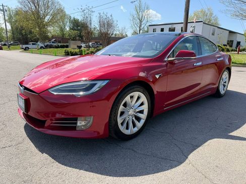 Used 2020 Tesla Model S Long Range image 9