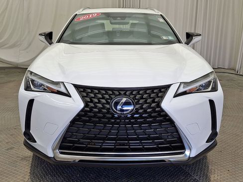 Used 2019 Lexus UX 250h w/ Premium Package AWD/4WD image 29