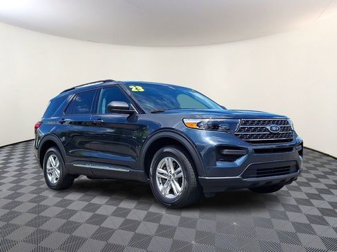 Certified 2023 Ford Explorer XLT AWD/4WD image 1