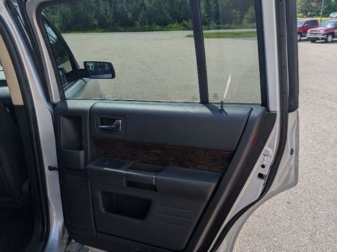 Used 2019 Ford Flex Limited image 21