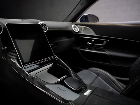 Used 2024 Mercedes-Benz AMG GT 63 image 46