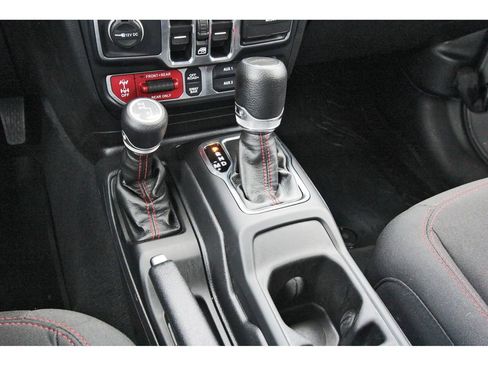 Used 2023 Jeep Gladiator Rubicon w/ LED Lighting Group image 24