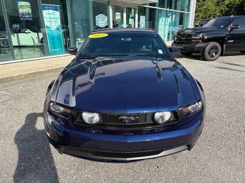 Used 2012 Ford Mustang GT Premium w/ Electronics Pkg RWD image 8