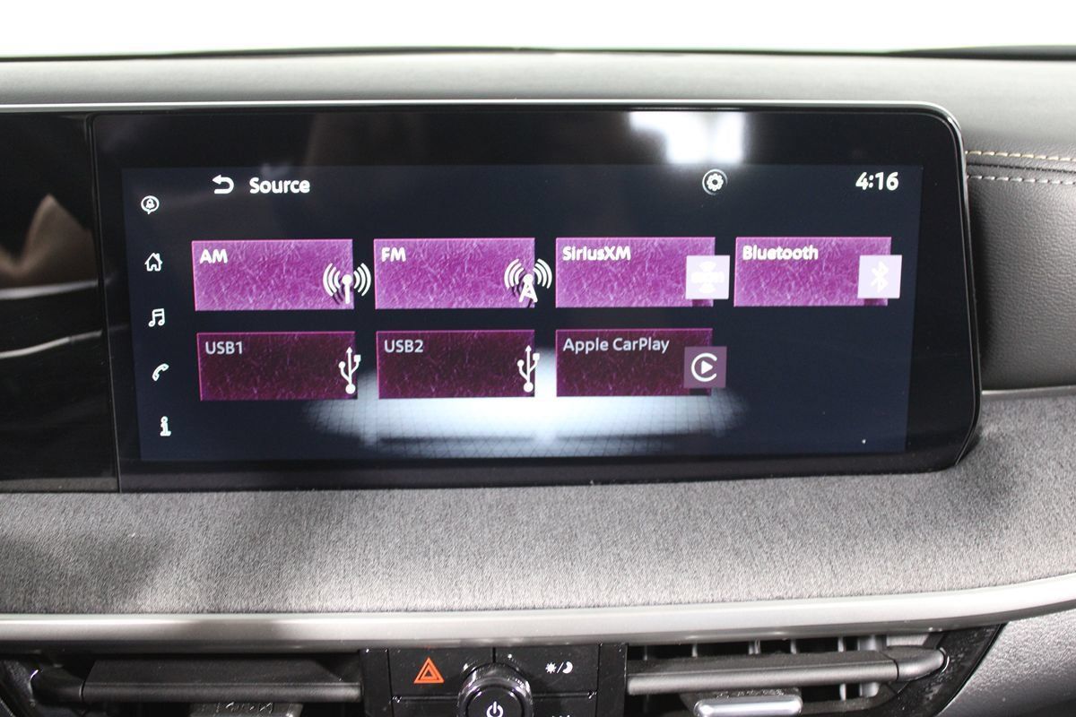 Used 2025 Nissan Kicks SV FWD image 8