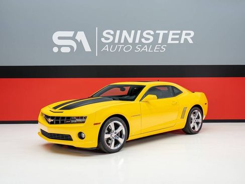 Used 2010 Chevrolet Camaro SS w/ RS Package RWD image 1