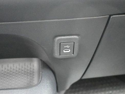 Used 2023 Toyota Corolla SE image 18