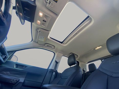 New 2026 Ford Maverick Lariat w/ Black Appearance Package image 21