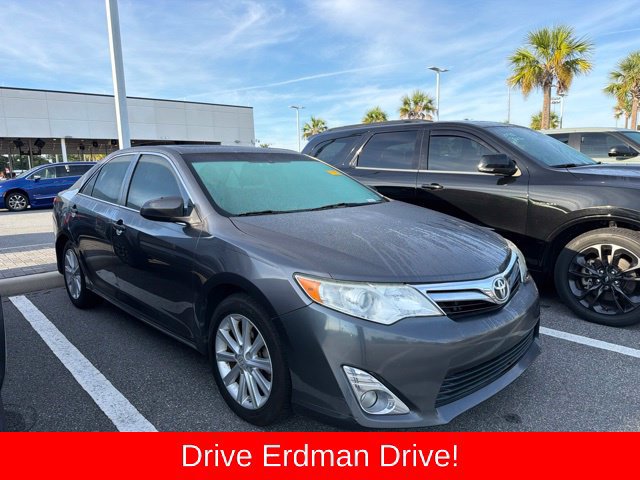Used 2013 Toyota Camry XLE FWD image 1